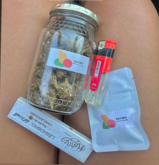 Combo: Flower Bomb